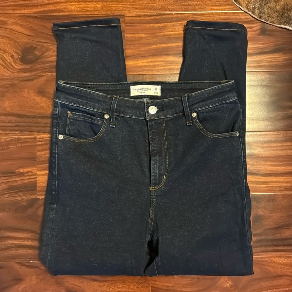 Abercrombie & Fitch ‘The super skinny high rise’ Jean Size 27